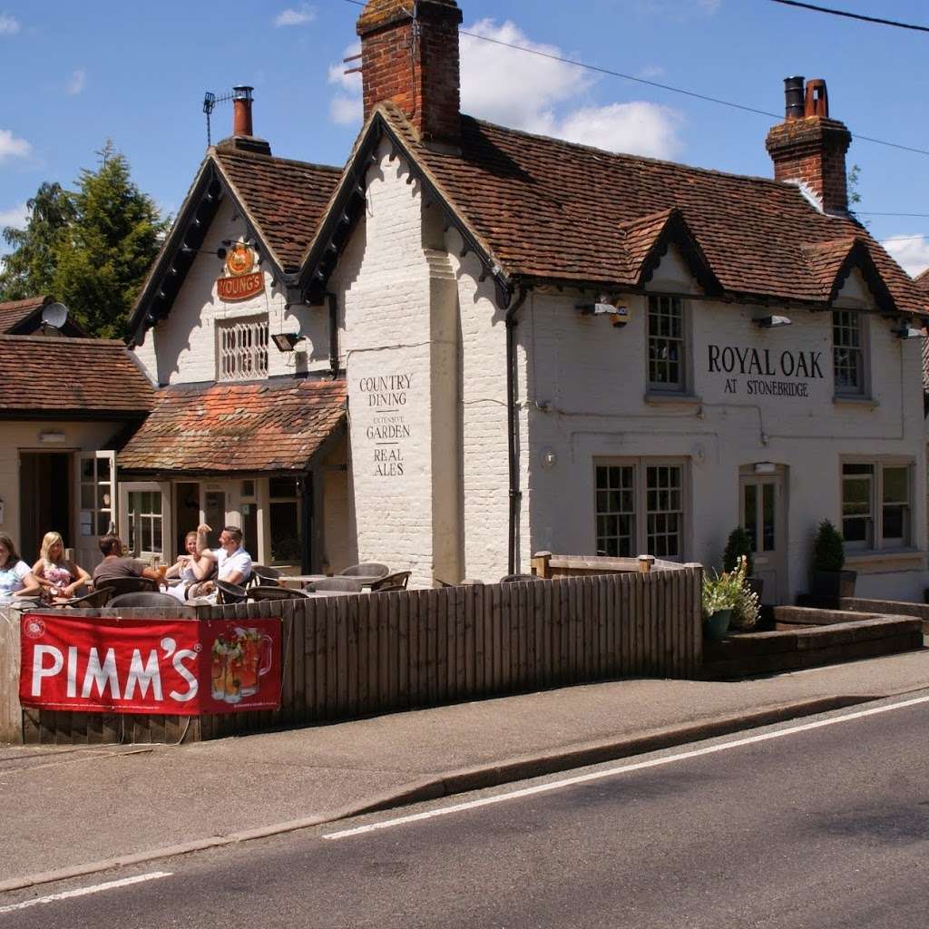 The Royal Oak | Royal Oak, Chart Lane South,, Stonebridge,, North Holmwood, Dorking RH5 4DJ, UK | Phone: 01306 885420