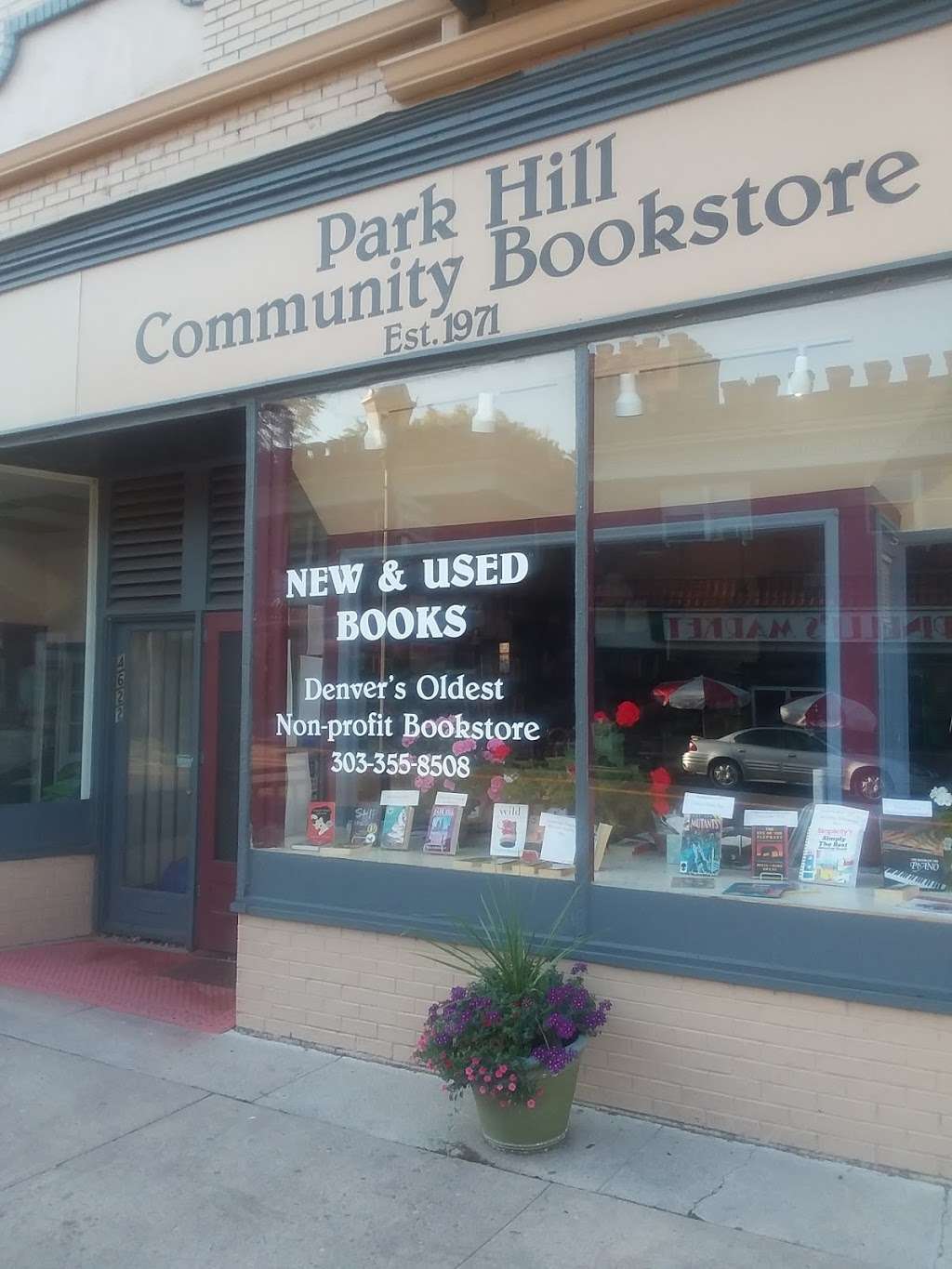 Park Hill Community Bookstore | 4620 E 23rd Ave, Denver, CO 80207, USA | Phone: (303) 355-8508