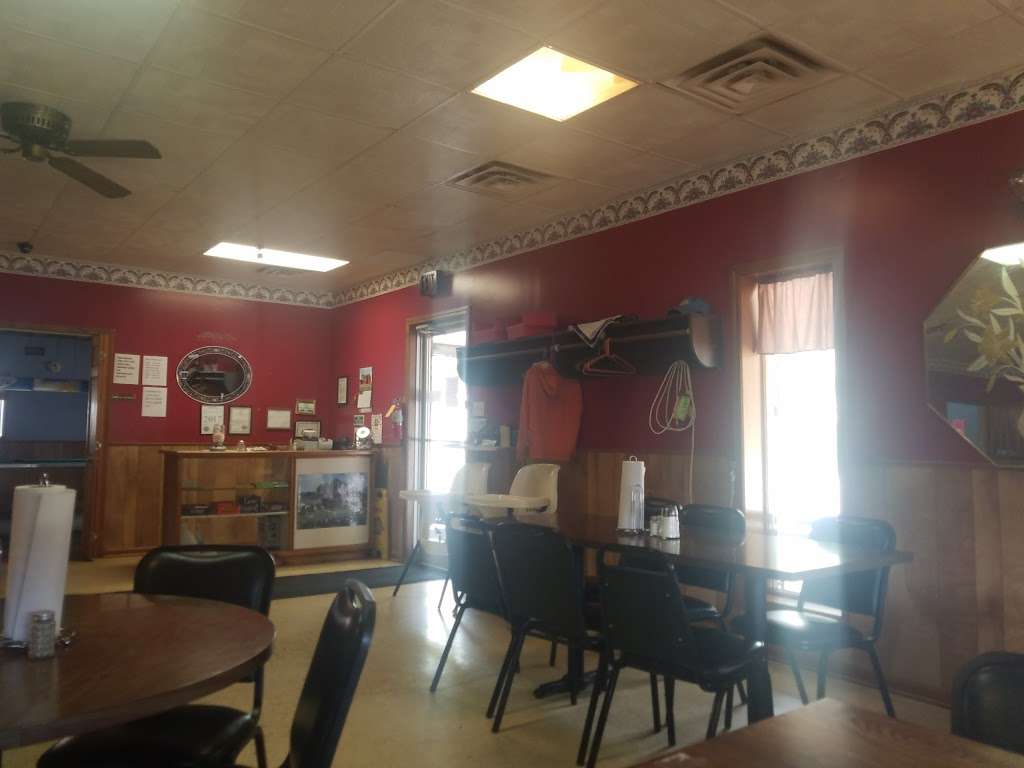 Harmers Cafe | 501 W Frank St, Edgerton, MO 64444, USA | Phone: (816) 790-3621