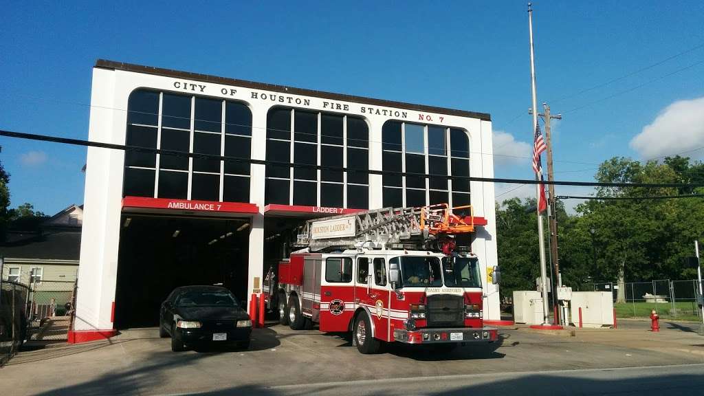 Houston Fire Station 7 | 1402 Elgin St, Houston, TX 77004, USA | Phone: (832) 394-6700