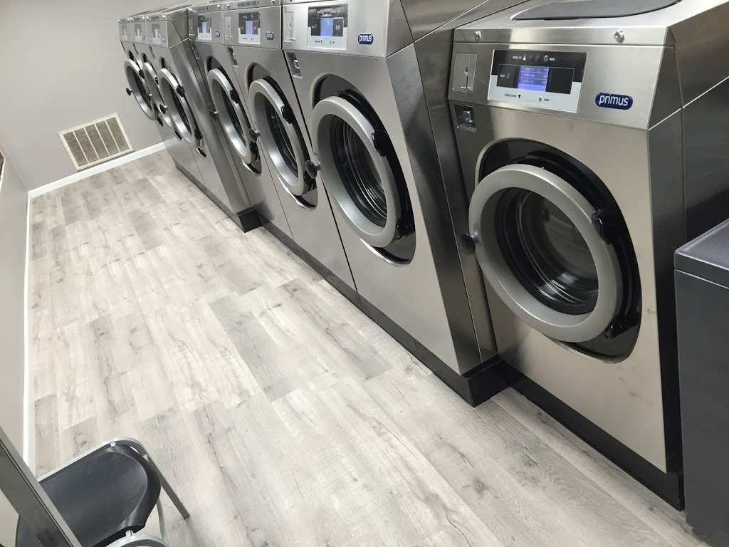 Quickclean Laundromat | 1855 Taylor Ave, Racine, WI 53403, USA | Phone: (920) 250-9965