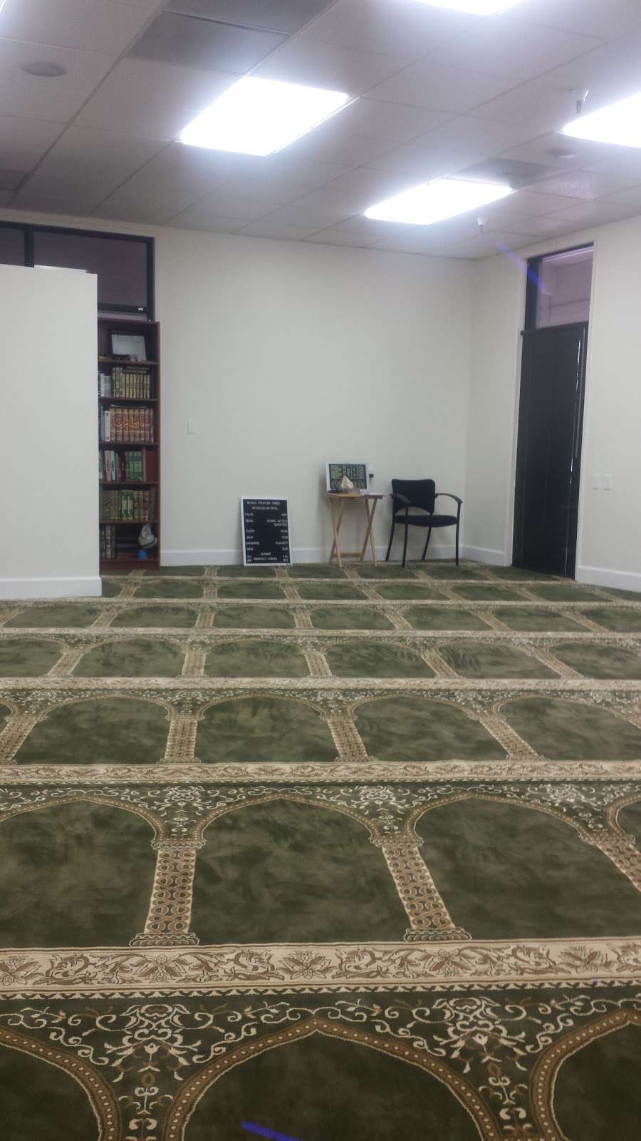 West Valley Muslim Association - Saratoga Mosque | 12370 Saratoga Sunnyvale Rd, Saratoga, CA 95070, USA | Phone: (408) 805-4560