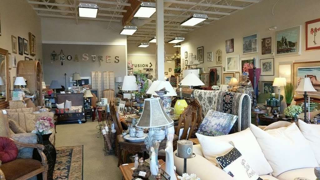 Treasures Upscale Consignment | 2770 Arapahoe Rd #101-118, Lafayette, CO 80026, USA | Phone: (720) 890-0909