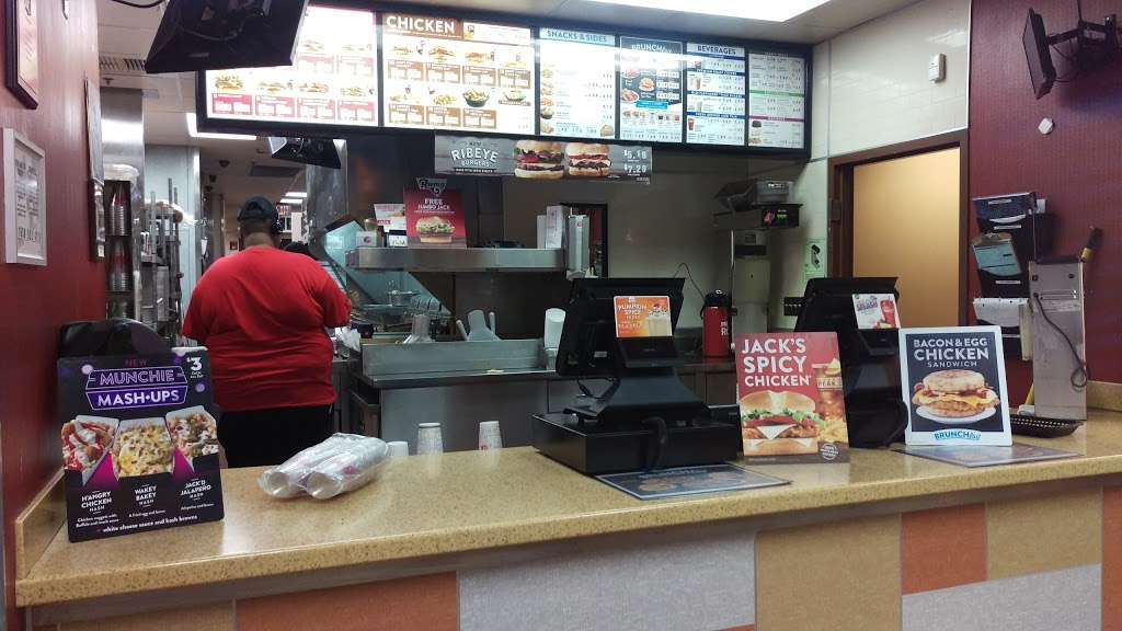 Jack in the Box, 3910 Sierra Ave, Fontana, CA 92336