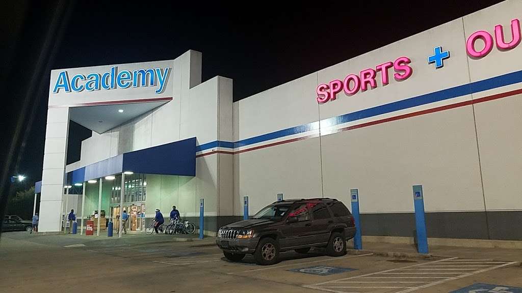 Academy Sports + Outdoors | 10414 Gulf Fwy, Houston, TX 77034, USA | Phone: (713) 948-4100