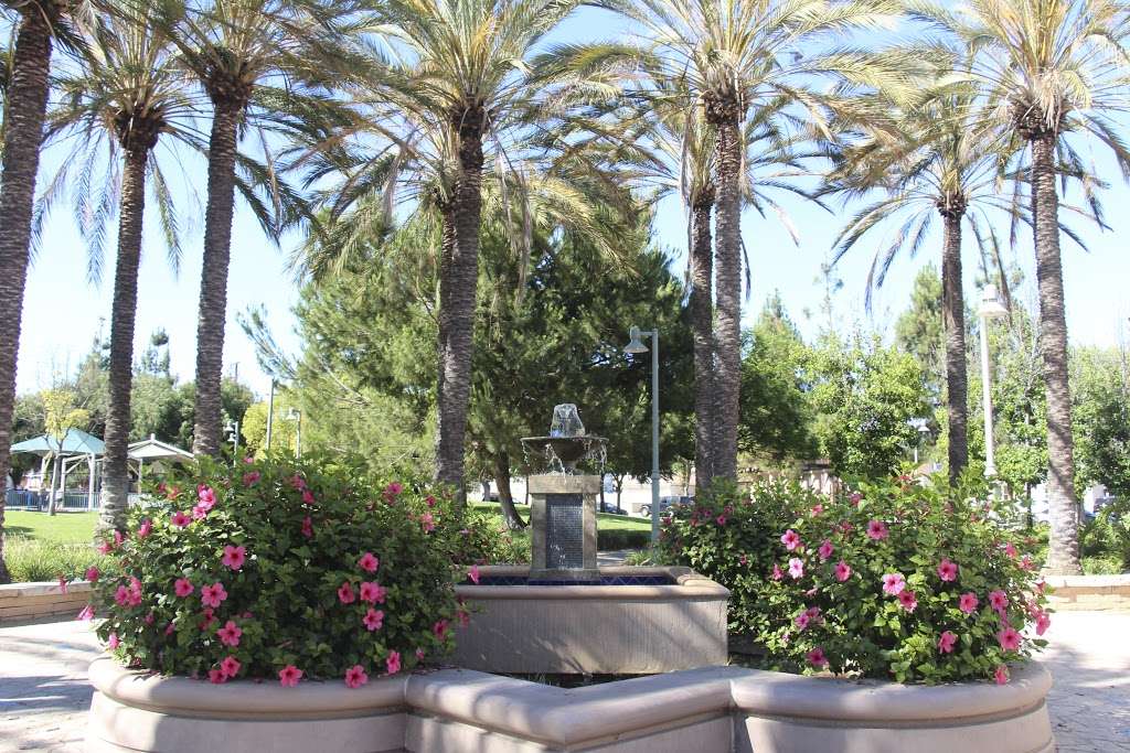 Abraham Lincoln Park | 300 N Buena Vista St, Burbank, CA 91505, USA