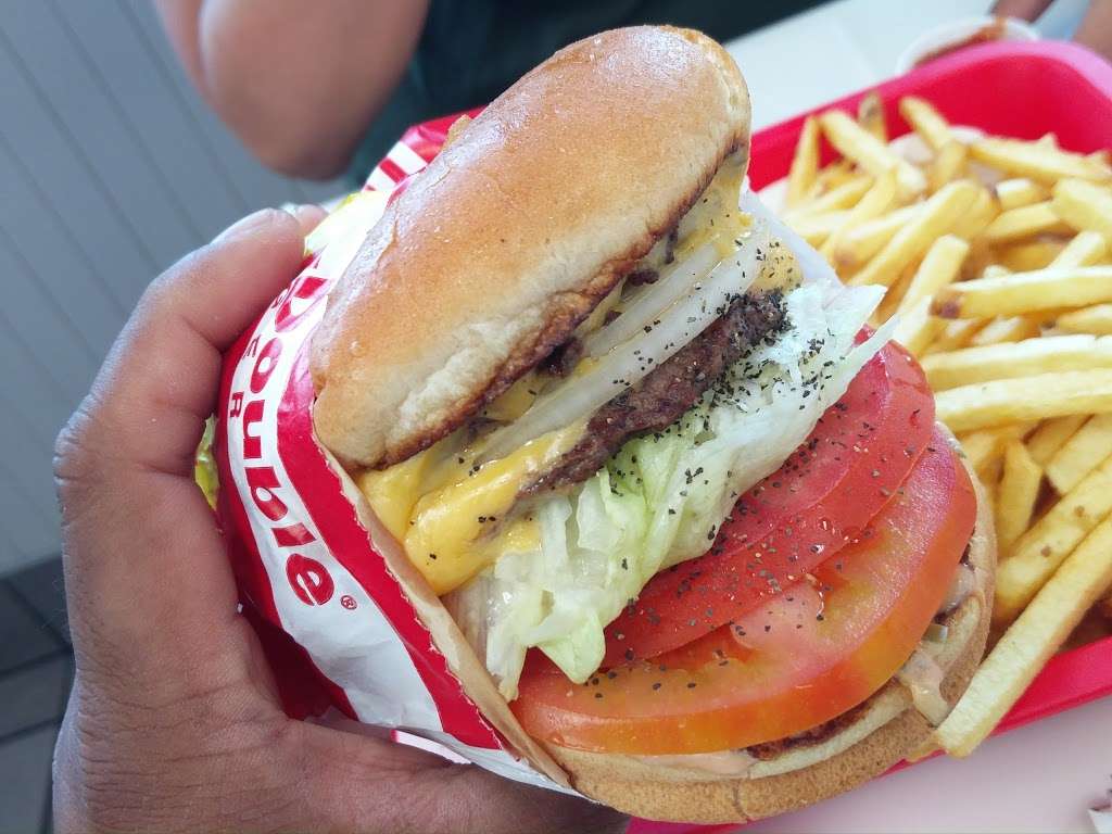 In-N-Out Burger | 13850 Francisquito Ave, Baldwin Park, CA 91706, USA | Phone: (800) 786-1000