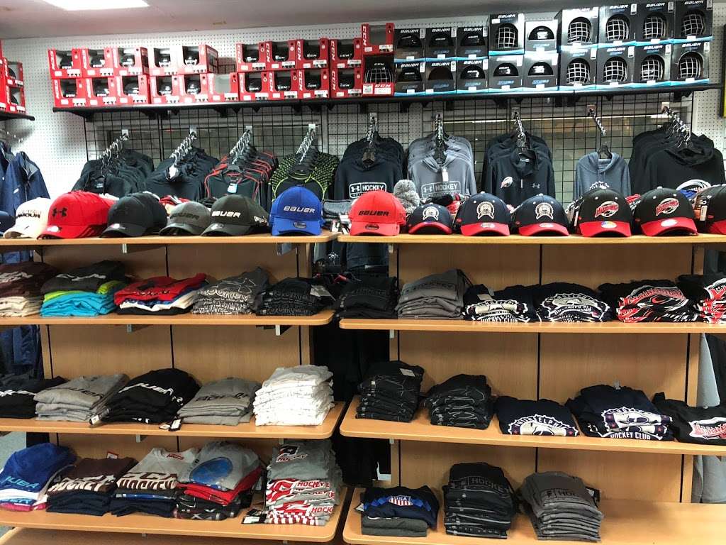 R&M Hockey Supply | 601 Holly Dell Dr, Sewell, NJ 08080, USA | Phone: (856) 589-7000
