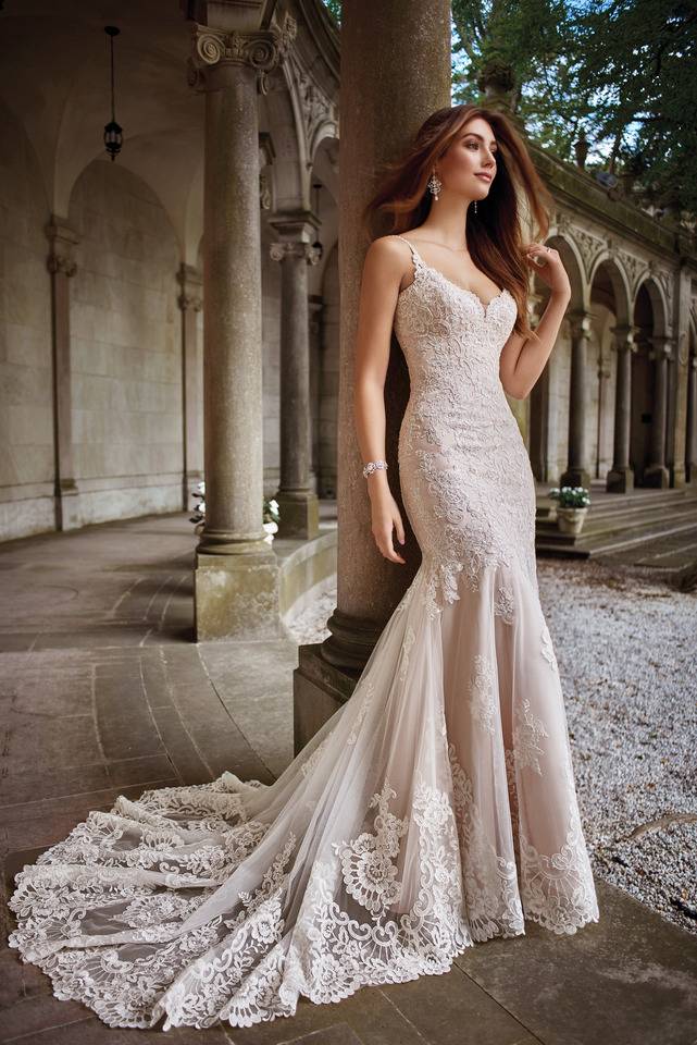 Liliana Bridal House | 12108 Madison Ave, Lakewood, OH 44107, USA | Phone: (216) 273-7005