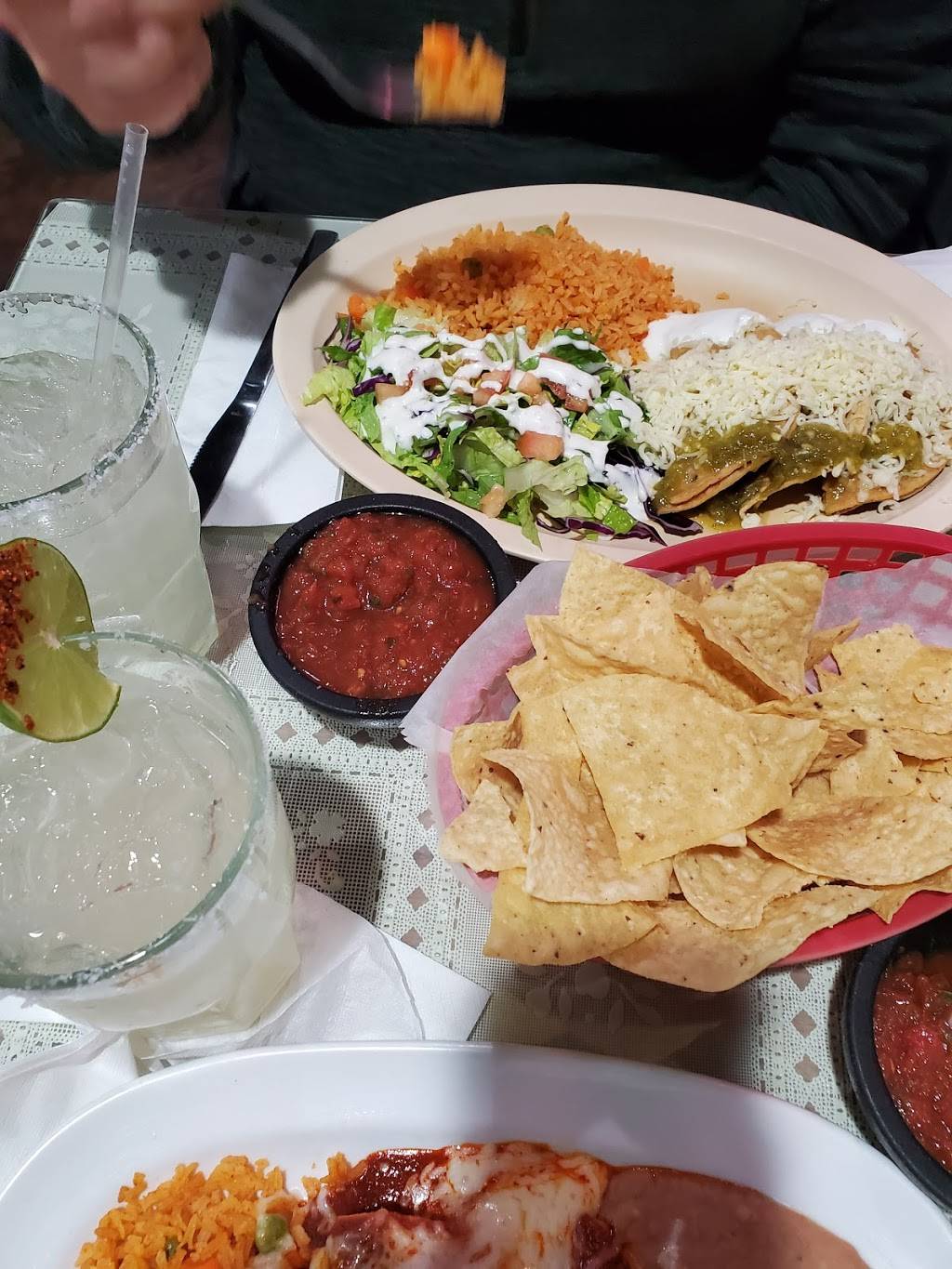 La Tortilandia | 1112 W Berry St, Fort Worth, TX 76110, USA | Phone: (817) 922-0205