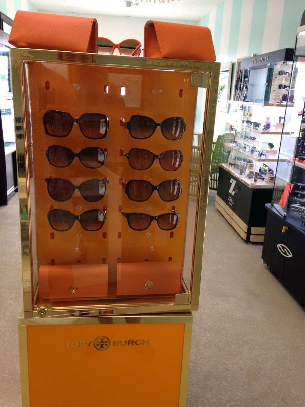 Sunglass Cabana | 1321 Saxon Dr, New Smyrna Beach, FL 32169 | Phone: (386) 410-4954