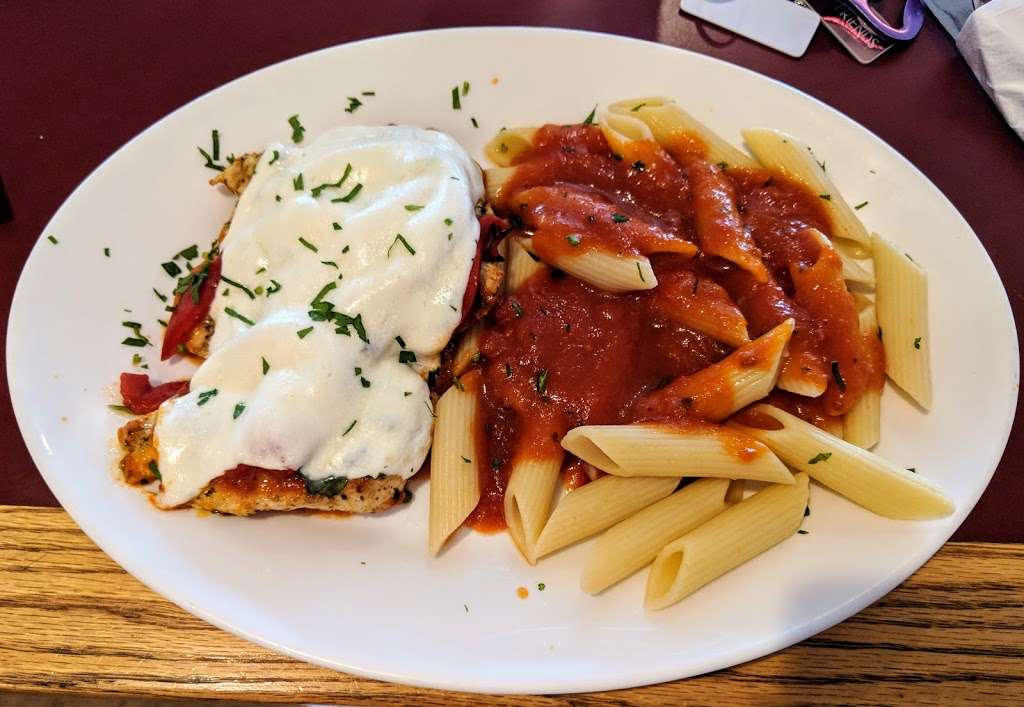 Tonys Italian Restaurant and Pizzeria | 78 Main St, Farmingdale, NJ 07727 | Phone: (732) 938-7707