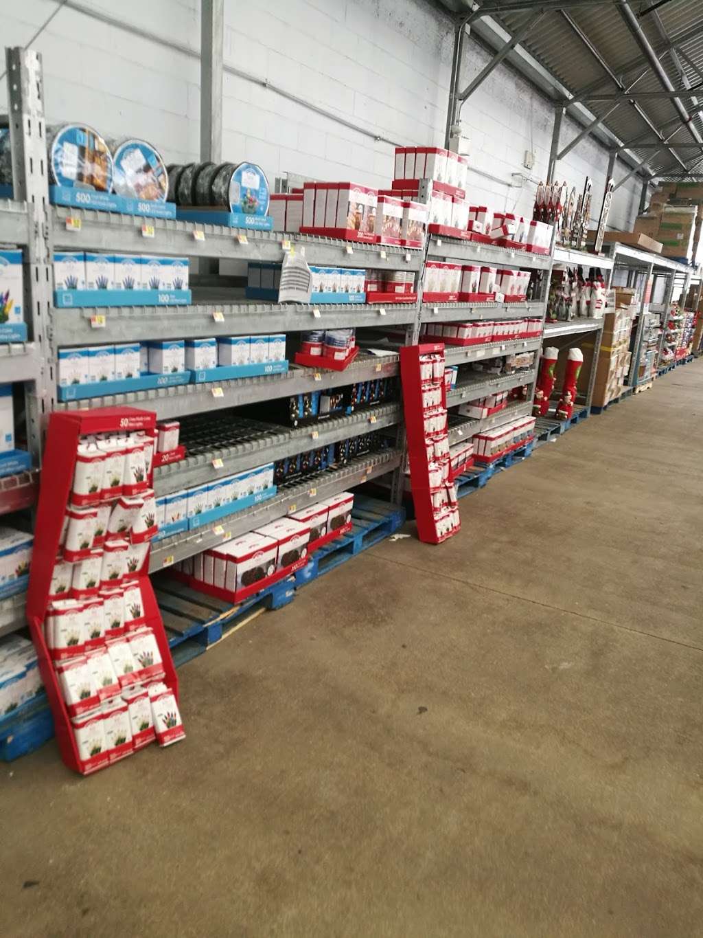 Walmart Garden Center | 333 Main St, Tewksbury, MA 01876, USA | Phone: (978) 851-6265