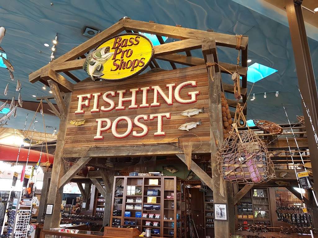 Bass Pro Shops | 8200 Dean Martin Dr, Las Vegas, NV 89139 | Phone: (702) 730-5200