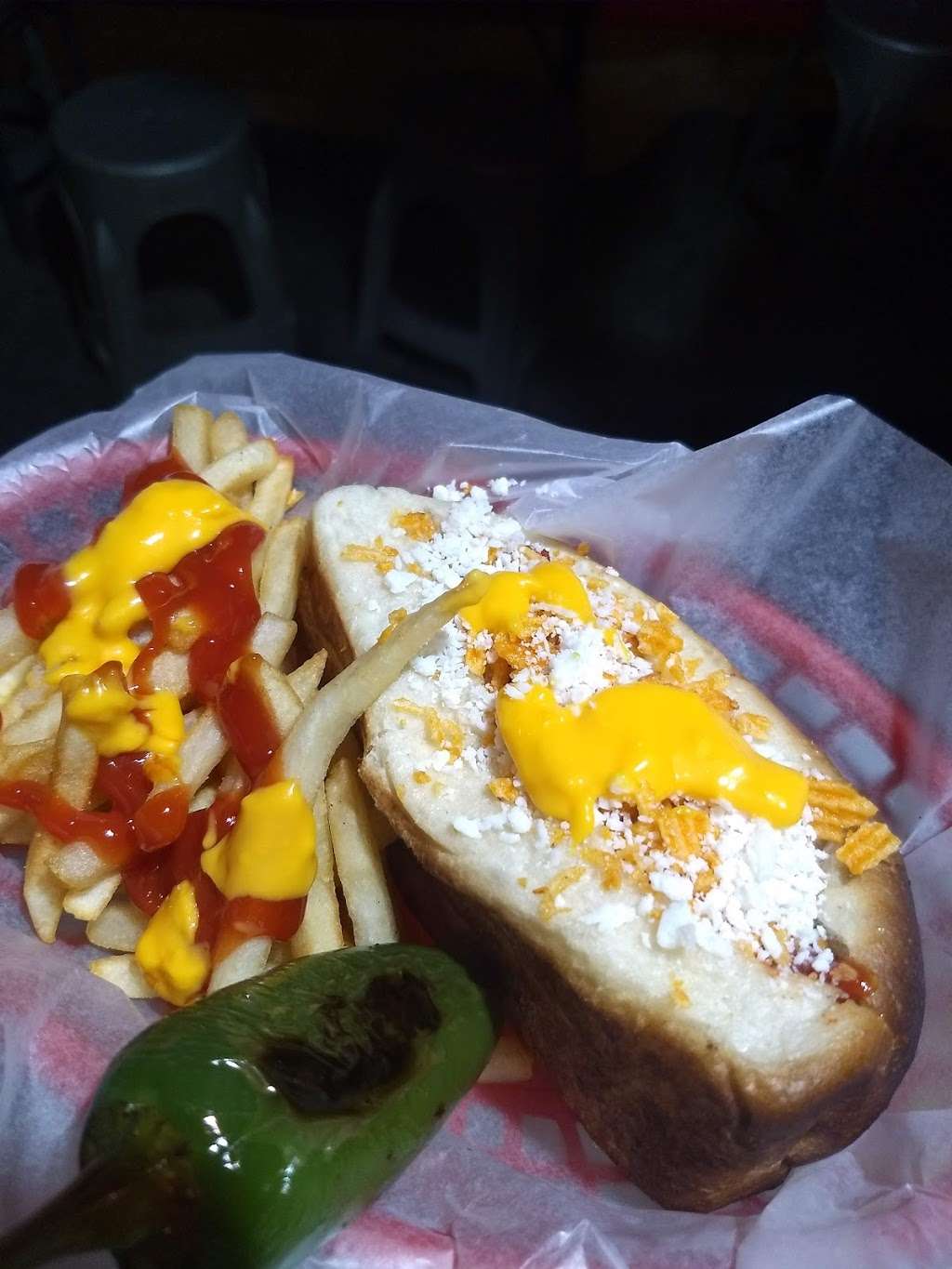 "Los Ke Dogos" | México 6563, El Jibarito, 22606 Tijuana, B.C., Mexico | Phone: 664 240 4999