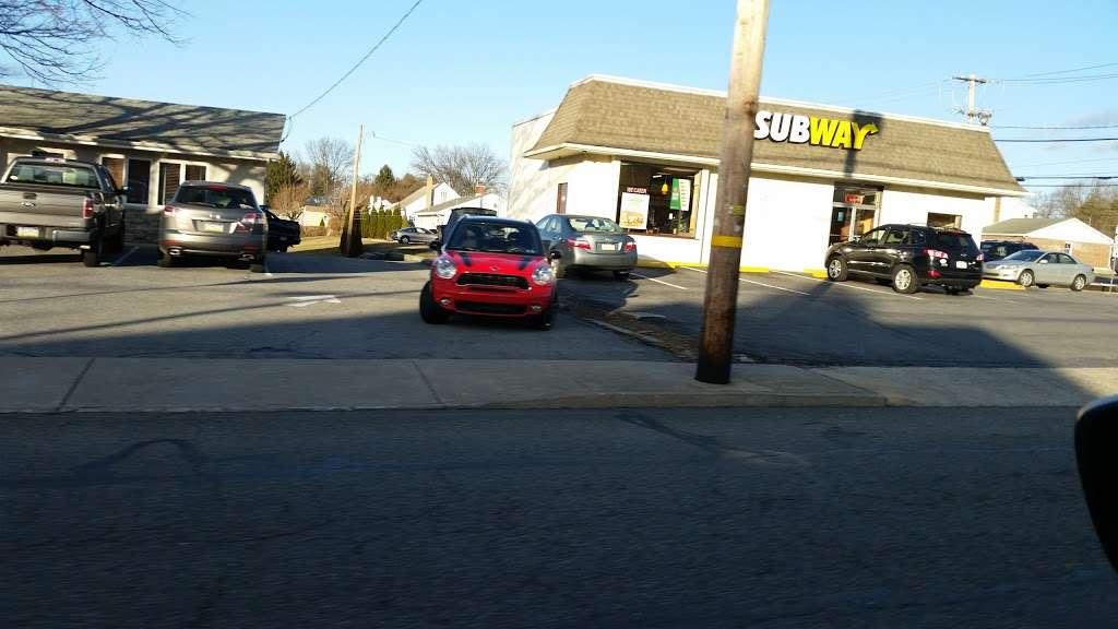 Subway Restaurants | 325 E Main St, Macungie, PA 18062 | Phone: (610) 967-4967