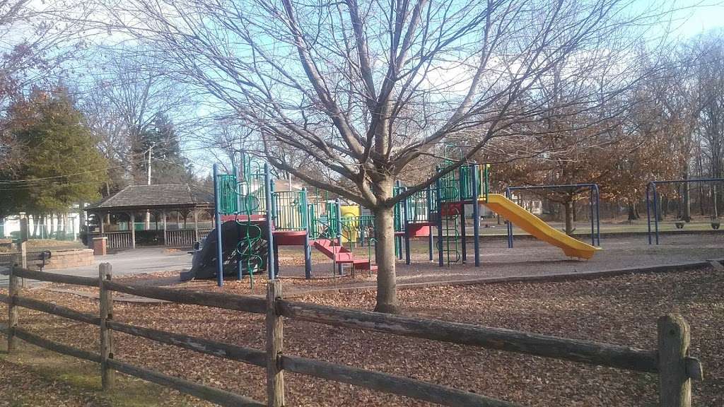 Higgs Park | Somerset St, Ewing Township, NJ 08638, USA | Phone: (609) 883-1776