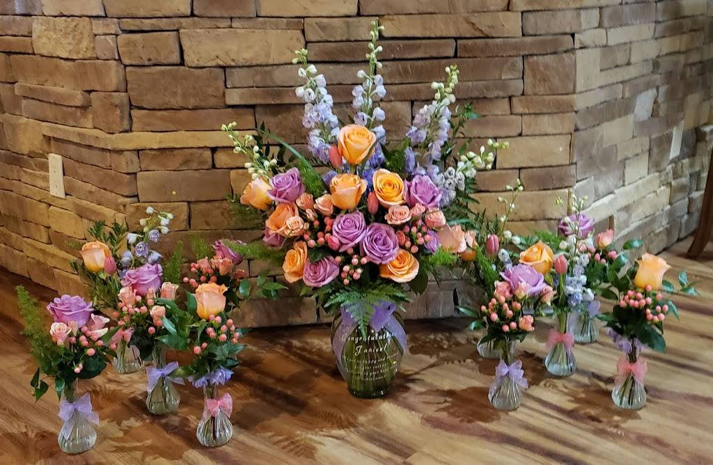 Vickys Flowers & gifts | 6316 La Paz Rd NE, Rio Rancho, NM 87144, USA | Phone: (505) 867-1762