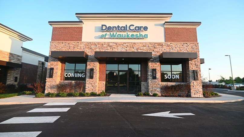 Dental Care of Waukesha | 701 E Sunset Dr, Waukesha, WI 53189, USA | Phone: (262) 290-5579