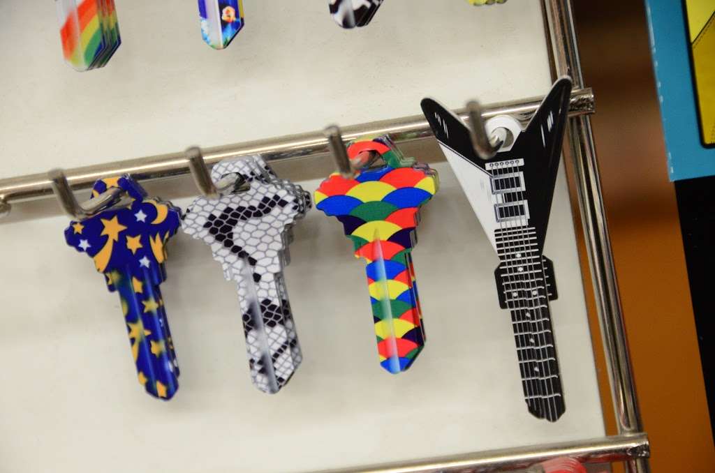 Suburban Door Check & Lock Services | 415 Ogden Ave, Westmont, IL 60559, USA | Phone: (630) 968-4727