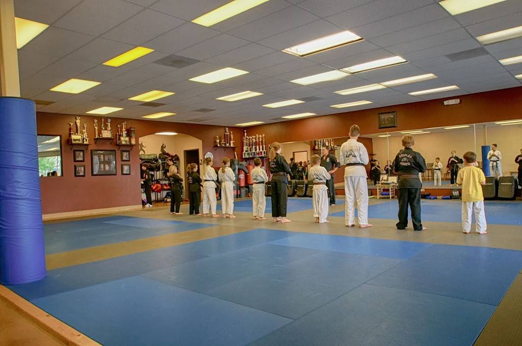 Peoples Kenpo Karate-Highlands Ranch | 311 E County Line Rd A-7, Littleton, CO 80122, USA | Phone: (303) 993-4512