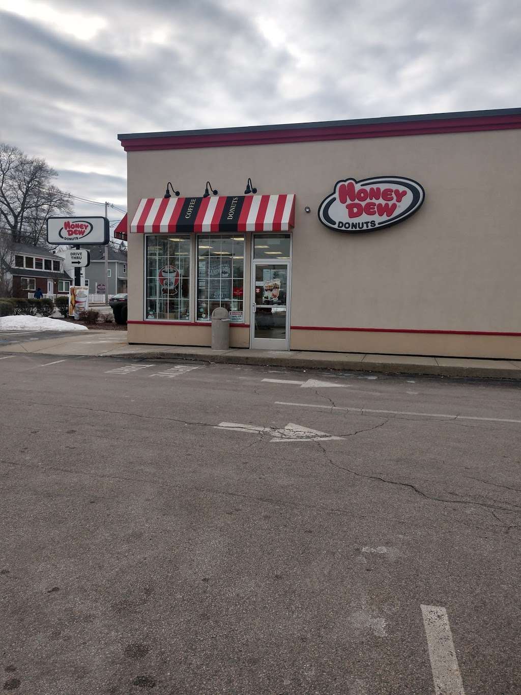 Honey Dew Donuts | 541 Pleasant St, Brockton, MA 02301, USA | Phone: (508) 586-0080