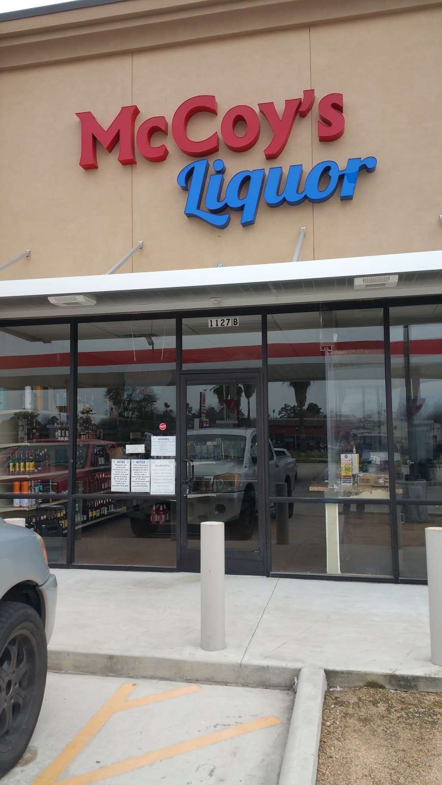 McCoys Liquor | 1127 W Rankin Rd suite b, Houston, TX 77067