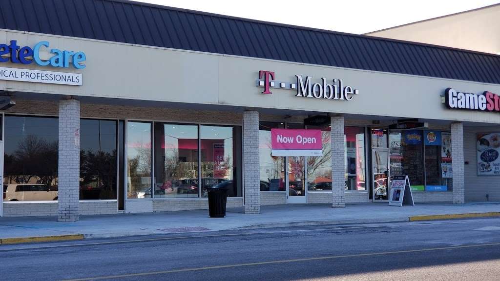 T-Mobile | 721 Delsea Dr, Glassboro, NJ 08028, USA | Phone: (856) 942-1221