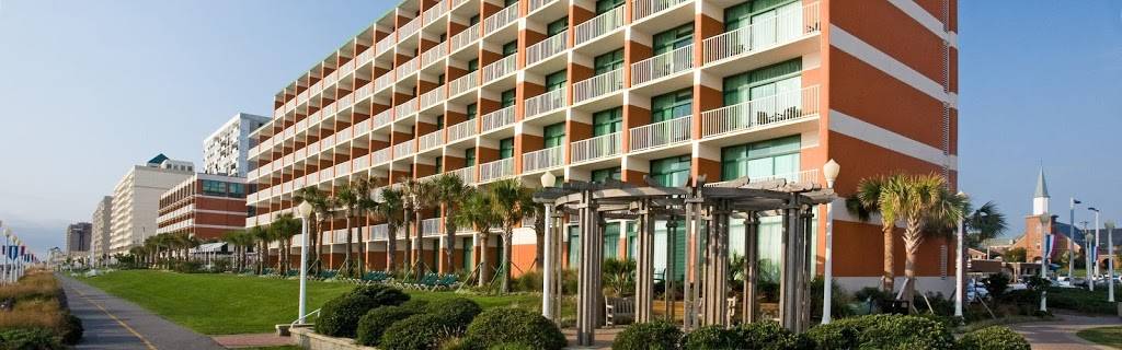 Holiday Inn & Suites Virginia Beach - North Beach | 3900 Atlantic Ave, Virginia Beach, VA 23451, USA | Phone: (757) 428-1711