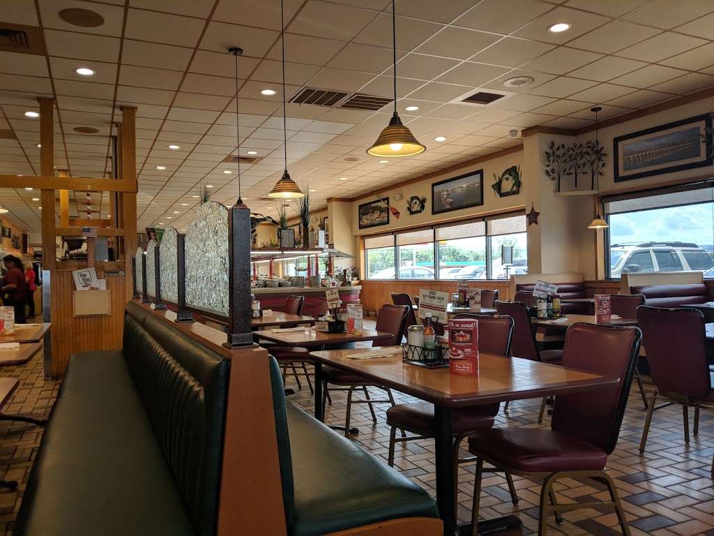 Iron Skillet Restaurant | 98 Grove St, Dupont, PA 18641, USA | Phone: (570) 654-5111