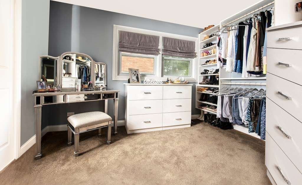 Closet Works | 2112 C2, N Clybourn Ave, Chicago, IL 60614, USA | Phone: (800) 425-6738