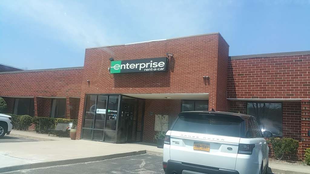 Enterprise Rent-A-Car | 1 Garvies Point Rd Bldg 1, Glen Cove, NY 11542, USA | Phone: (516) 674-4300