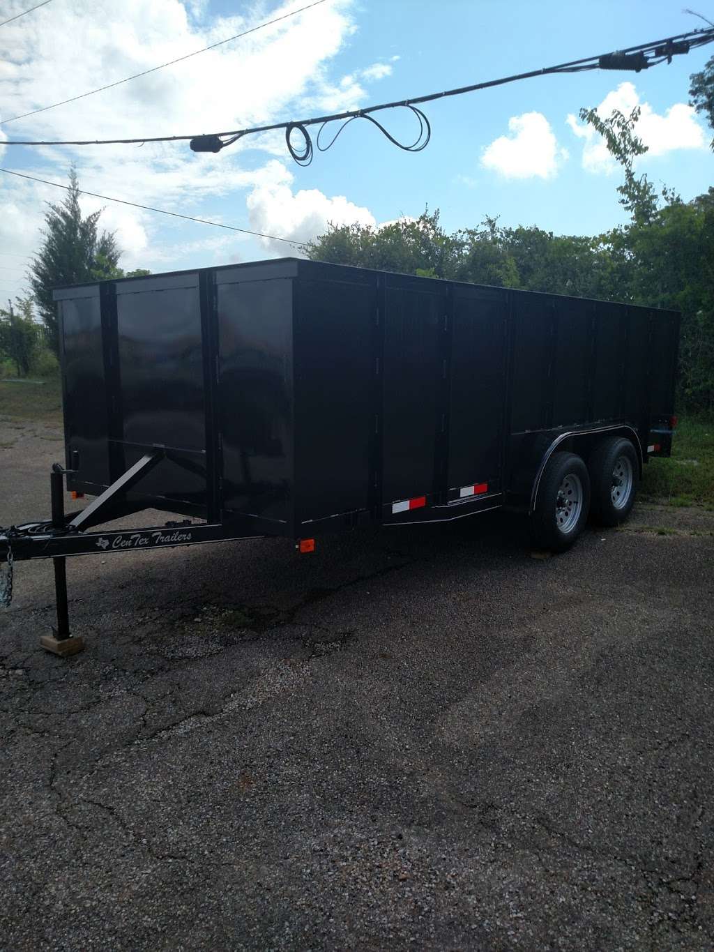 Lone Star Trailers | 19755 TX-105, Montgomery, TX 77356, USA | Phone: (936) 582-0661