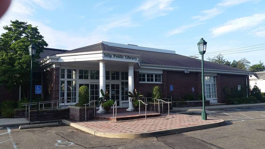 Islip Public Library | 71 Monell Ave, Islip, NY 11751, USA | Phone: (631) 581-5933