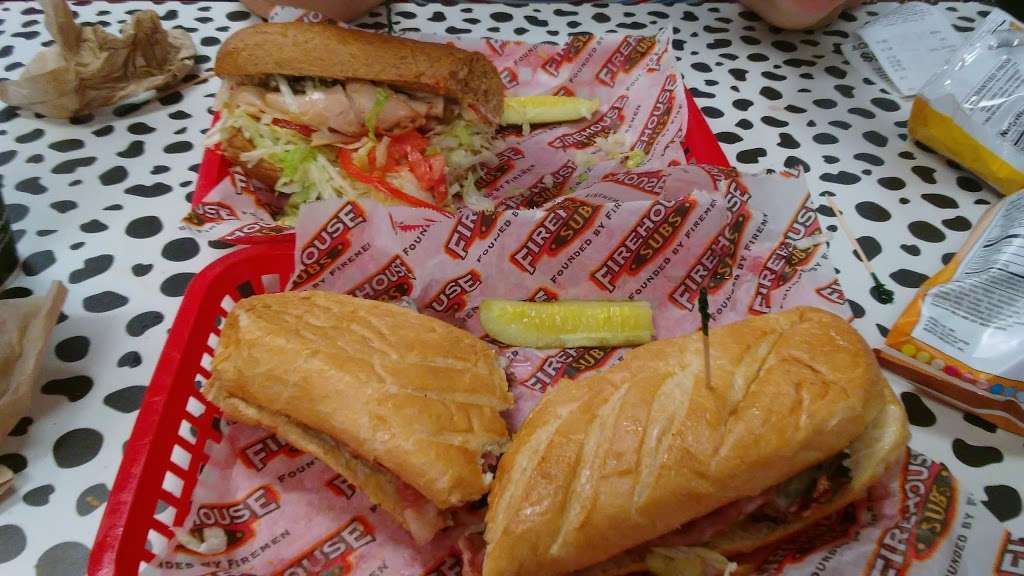 Firehouse Subs | 8934 NW Skyview Ave, Kansas City, MO 64154, USA | Phone: (816) 382-3457