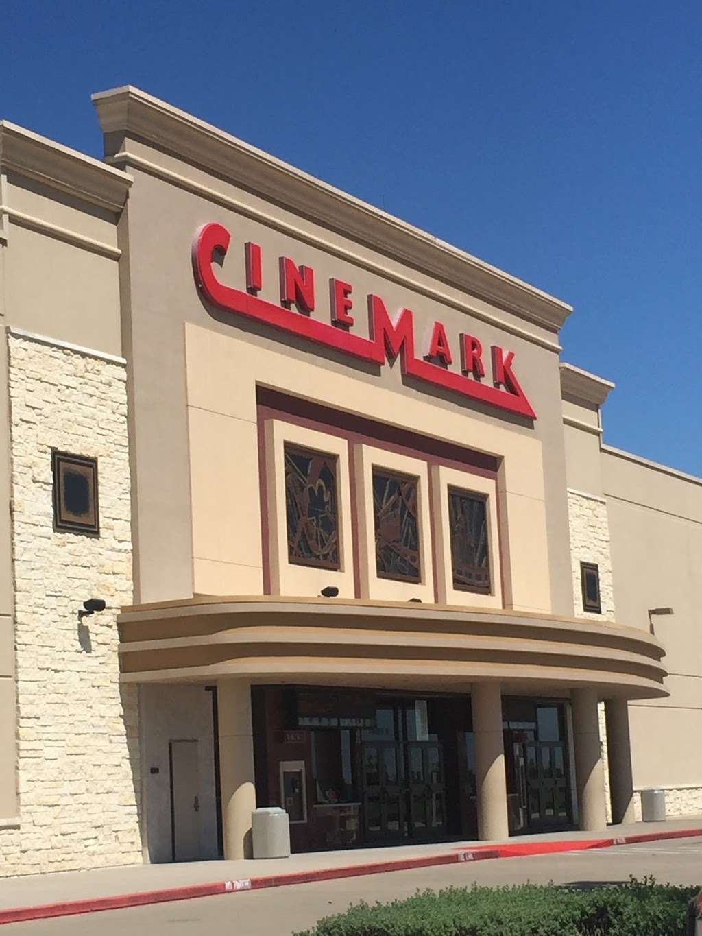 Cinemark Rosenberg 12 | 3420 Vista Dr, Rosenberg, TX 77471, USA | Phone: (281) 239-0839