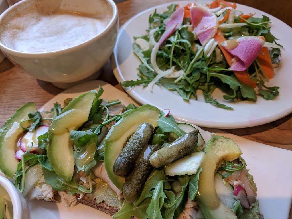 Le Pain Quotidien | 2900 Clarendon Blvd, Arlington, VA 22201, USA | Phone: (703) 465-0970