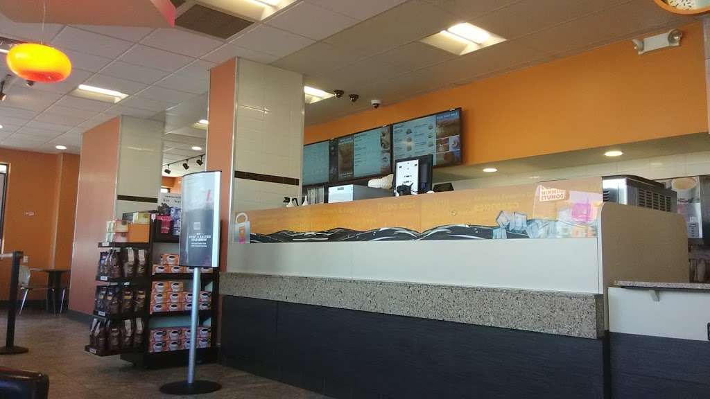 Dunkin Donuts | 555 Delaware Ave, Palmerton, PA 18071 | Phone: (610) 824-4000