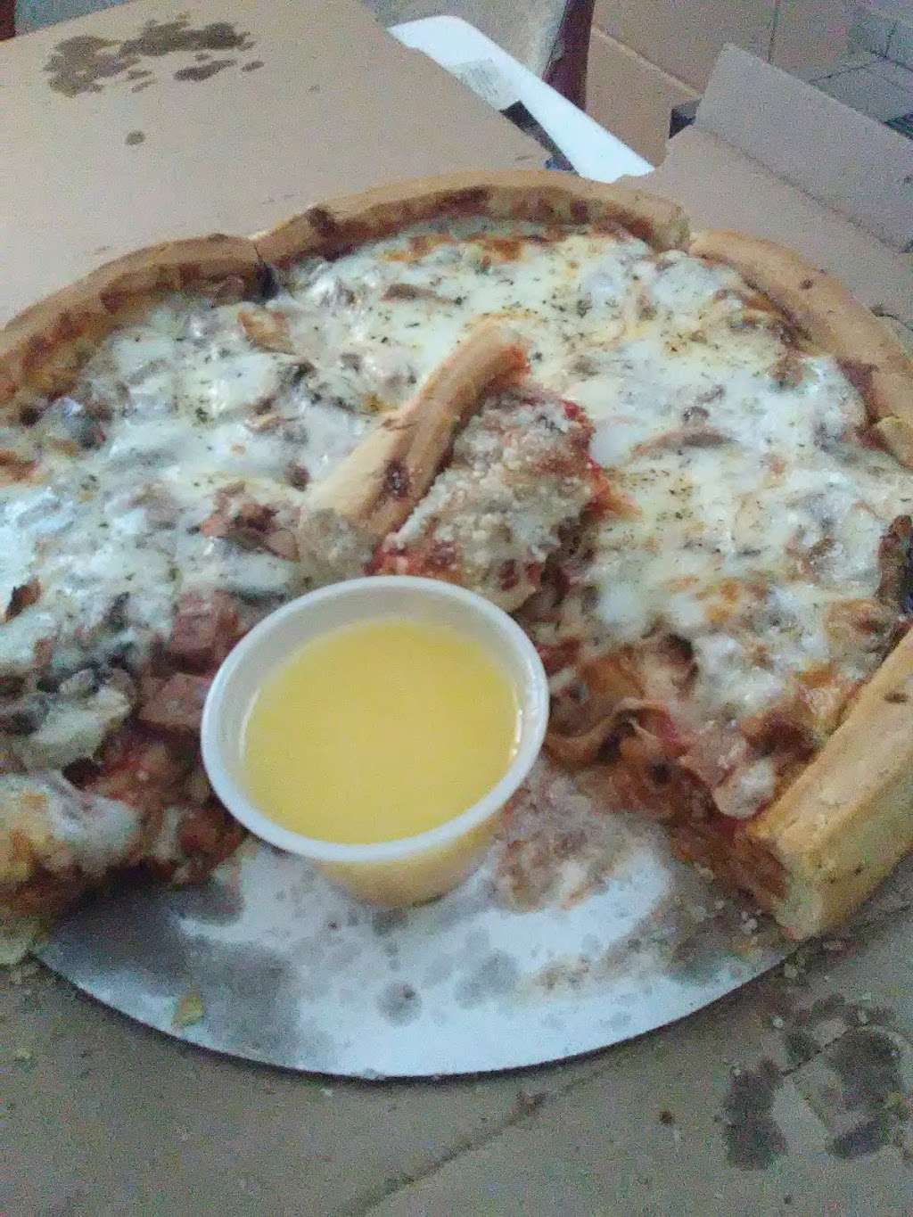 Taylor Street Pizza | 745 E Chicago St, Elgin, IL 60120, USA | Phone: (847) 741-7300