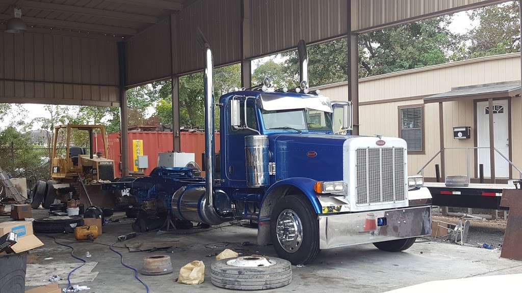 Big Truck Paint & Body | 1814 Connorvale Rd, Houston, TX 77039, USA | Phone: (281) 219-7606