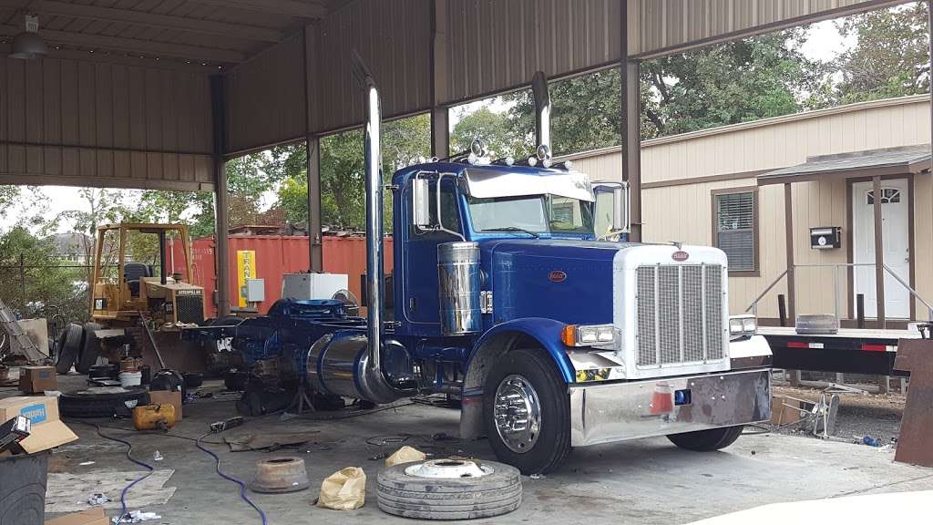 Big Truck Paint & Body | 1814 Connorvale Rd, Houston, TX 77039 | Phone: (281) 219-7606