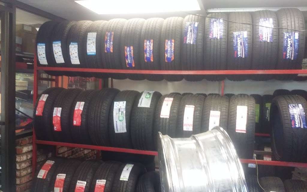 Charlys Tires | 203 E Ave. J, Lancaster, CA 93534 | Phone: (661) 726-4817