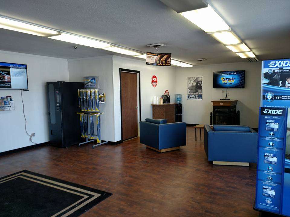 SpeeDee Oil Change & Auto Service | 740 Brockton Ave, Abington, MA 02351, USA | Phone: (781) 857-2446