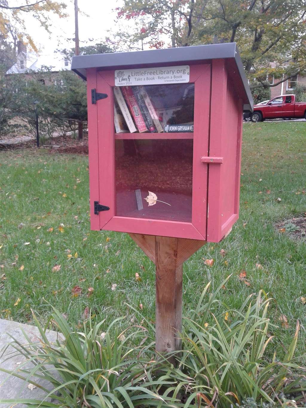 Little Free Library #37211 | 9011 Alton Pkwy, Silver Spring, MD 20910, USA