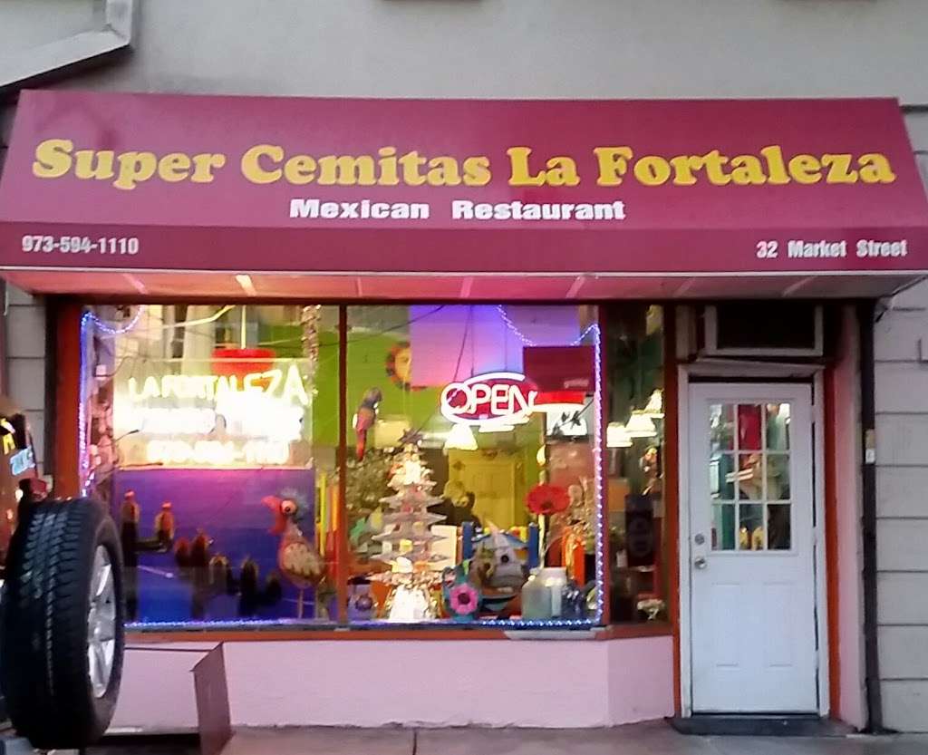 La Fortaleza | 32 Market St, Passaic, NJ 07055 | Phone: (973) 594-1110