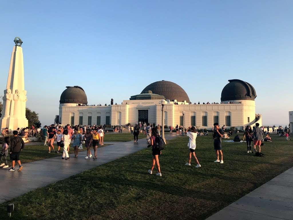 洛杉矶天文馆 | 2800 E Observatory Rd, Los Angeles, CA 90027, USA