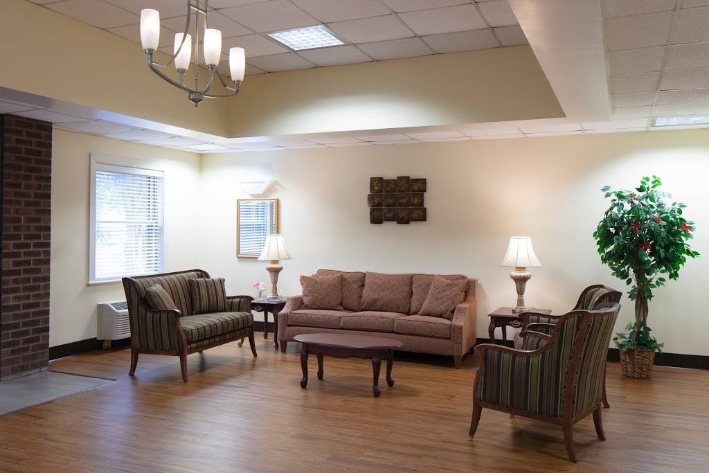 Portside Health & Rehab Center | 4201 Greenwood Dr, Portsmouth, VA 23701, USA | Phone: (757) 654-1444