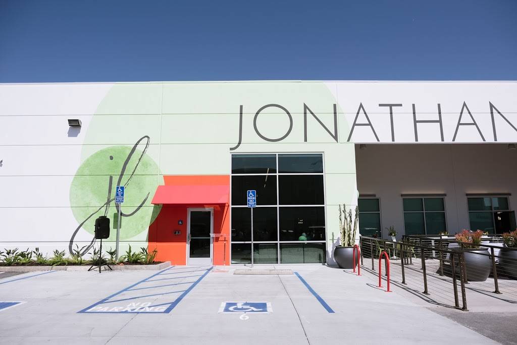 Jonathan Louis | 12919 S Figueroa St, Los Angeles, CA 90061, USA | Phone: (323) 770-3330