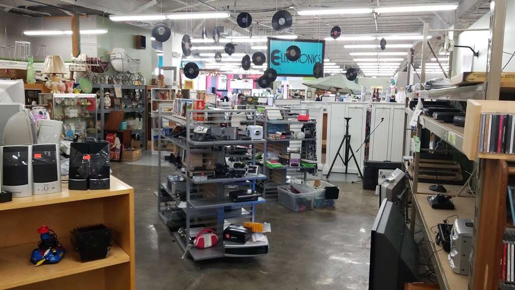 Hillcrest Thrift Shop- Platte City | 1305 Branch St, Platte City, MO 64079, USA | Phone: (216) 858-7717