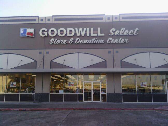 Goodwill Houston Select Stores | 20810 Gulf Fwy A, Webster, TX 77598 | Phone: (281) 332-0190